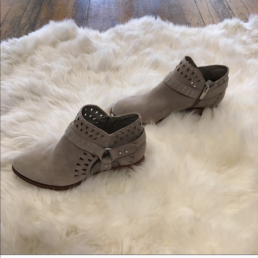 Vince Camuto Calley boots - Picture 5 of 7
